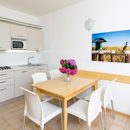 Condominio Lavinia Бибионе Экстерьер фото